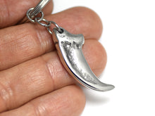 Komodo Claw Keychain, Lizard Talon Reptile Keyring in Pewter