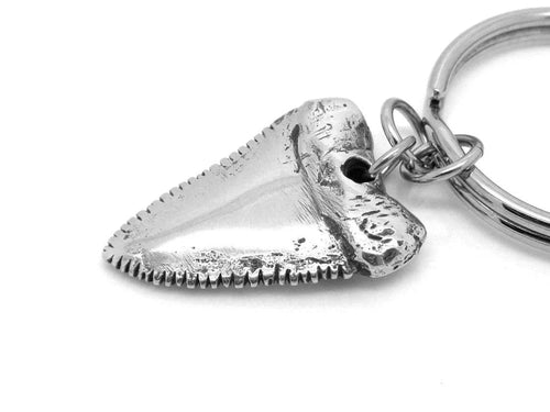 Great White Shark Tooth Keychain, Animal Keyring in Pewter